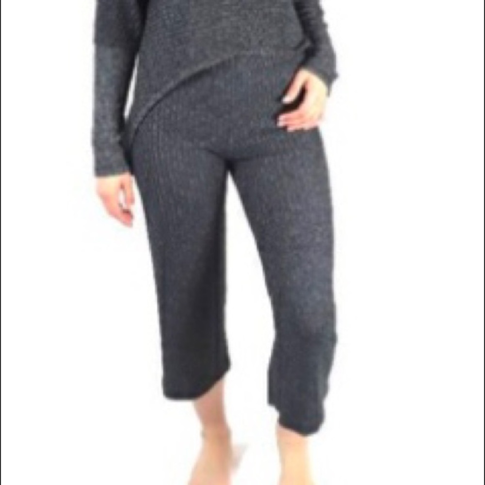 Splendid Clothing Gaucho pants